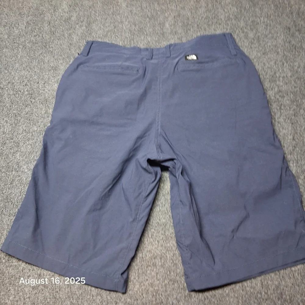 The North Face Long Chino Shorts‎ Mens Size 30 Blue Sprag Flat Front Khaki